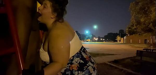  bbw getting fucked at the public park